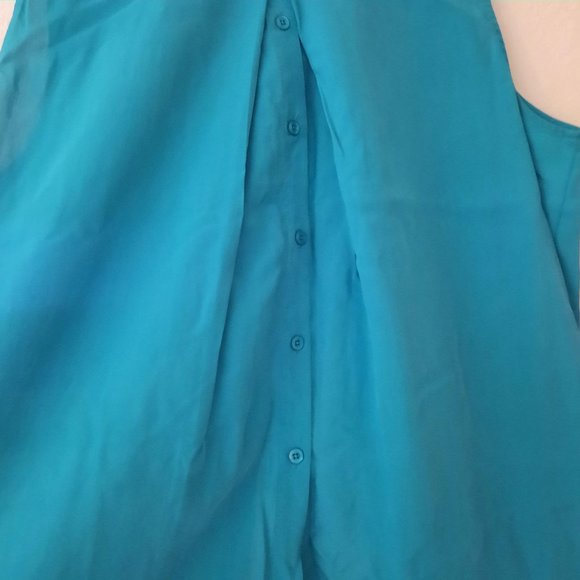 Blue Sleeveless Button Blouse  *BOGO* - Picture 5 of 6